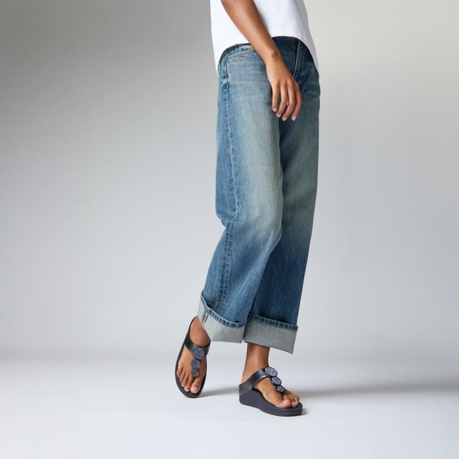 Fitflop Halo Bead-Circle Metallic Toe-Post Sandals (SKU: 228-367-17-3)