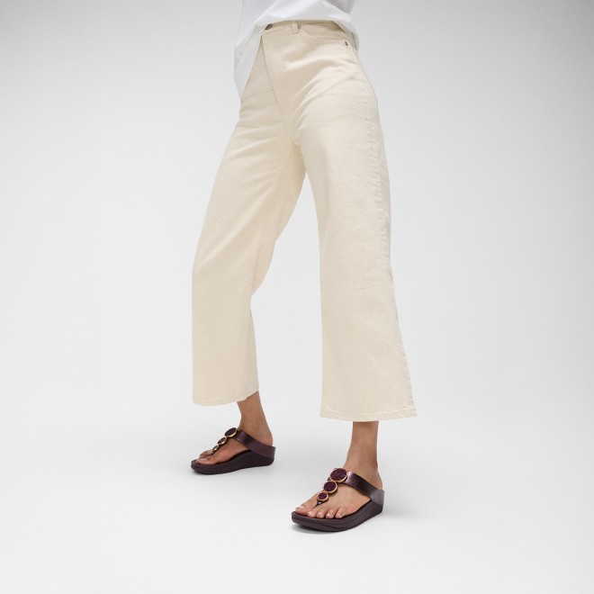 Fitflop Halo Bead-Circle Metallic Toe-Post Sandals (SKU: 228-367-26-3)