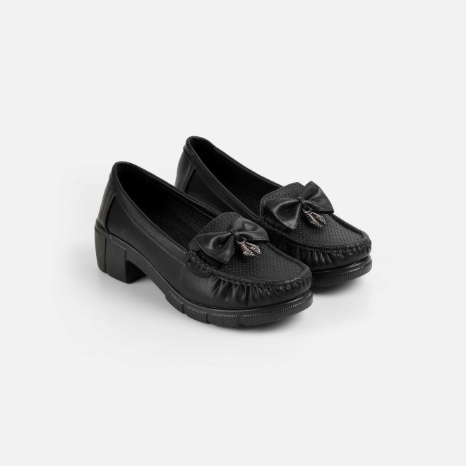 Mochi Women Black Casual Loafers (SKU: 31-1246-11-36)
