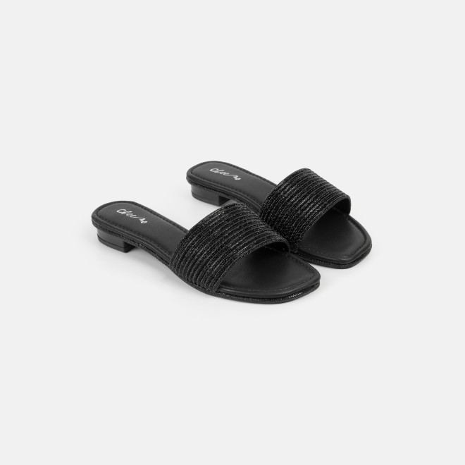 Cheemo Women Black Casual Slip Ons (SKU: 92-301-11-36)