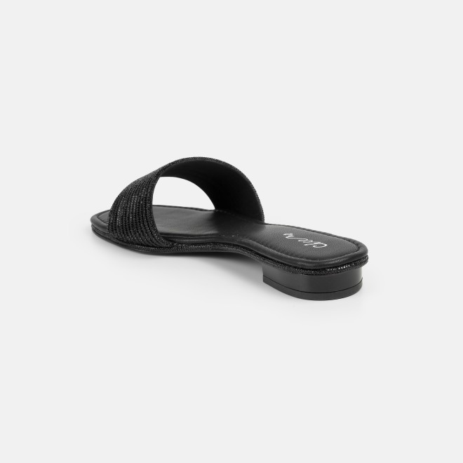 Cheemo Women Black Casual Slip Ons (SKU: 92-301-11-36)