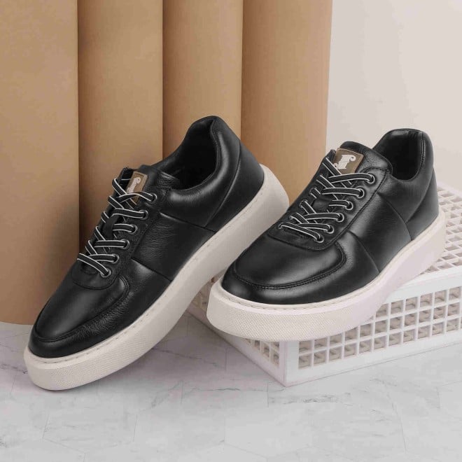 Mochi Men Black Casual Sneakers (SKU: 14-824-11-40)