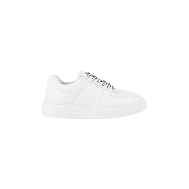 Mochi Men White Casual Sneakers (SKU: 14-824-16-40)