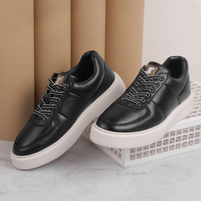 Mochi Men Black Casual Sneakers