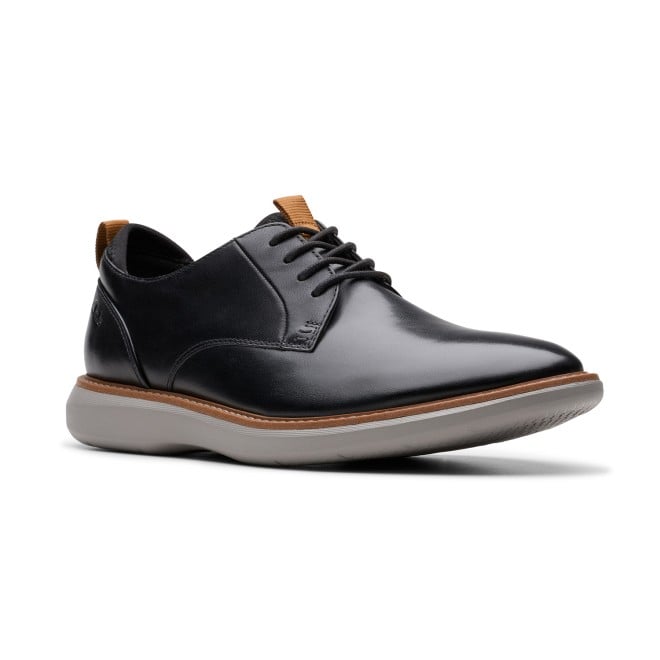Clarks Brantin Plain (SKU: 147-1633-11-6)
