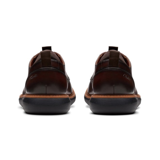 Clarks Brantin Plain (SKU: 147-1633-12-6)