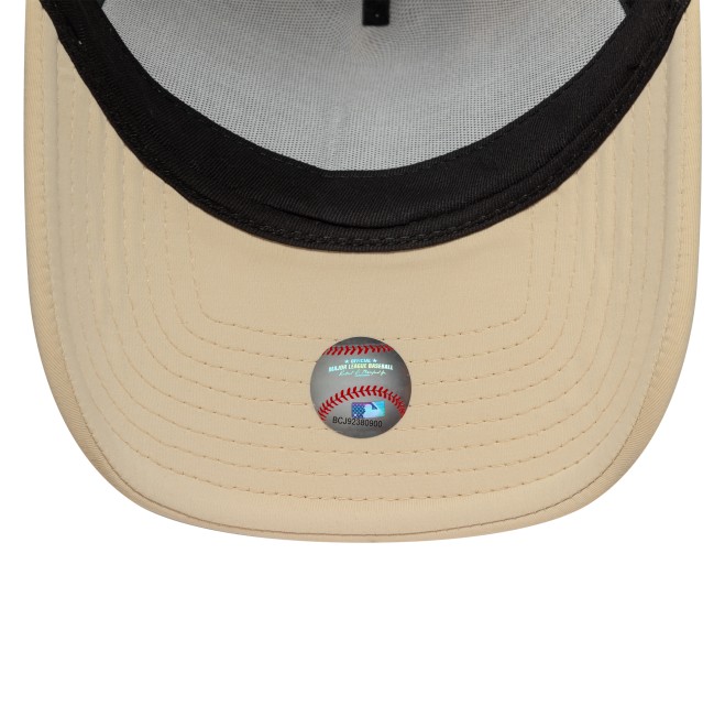 NEWERA Mlb Graphic Trucker Neyyan Stn (SKU: 153-60667602-61-4)