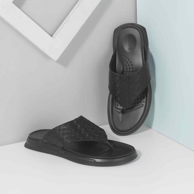 Mochi Men Black Casual Slippers & Flip Flops (SKU: 16-1003-11-42)