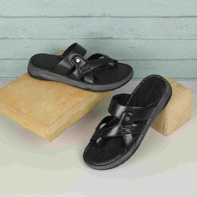 Mochi Men Black Casual Slippers (SKU: 16-1013-11-40)