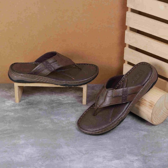 Mochi Men Brown Casual Slippers (SKU: 16-1015-12-40)