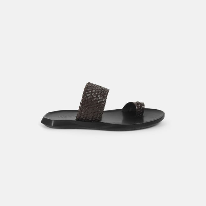 Mochi Men Brown Casual Slippers (SKU: 16-1126-12-40)