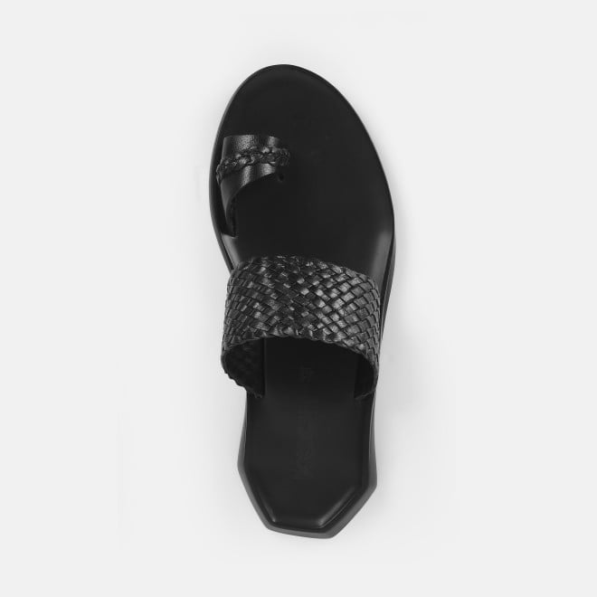 Mochi Men Black Casual Slippers (SKU: 16-1126-11-40)