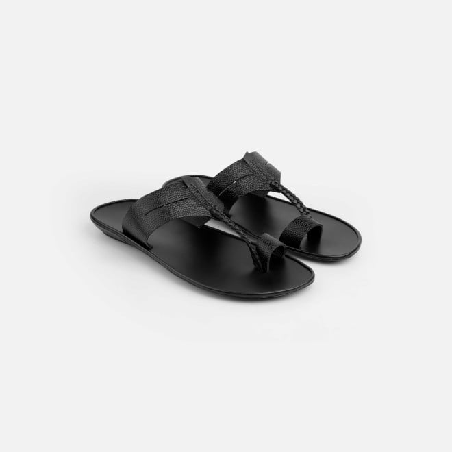 Mochi Men Black Ethnic Kolhapuris (SKU: 16-1136-11-40)