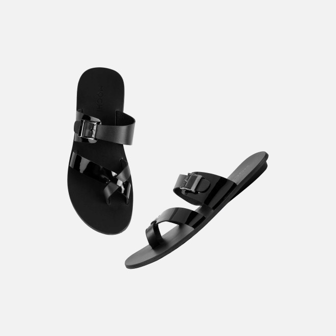 Mochi Men Black Casual Slippers (SKU: 16-1137-11-43) Mochi Men Black Casual Slippers (SKU: 16-1137-11-43)