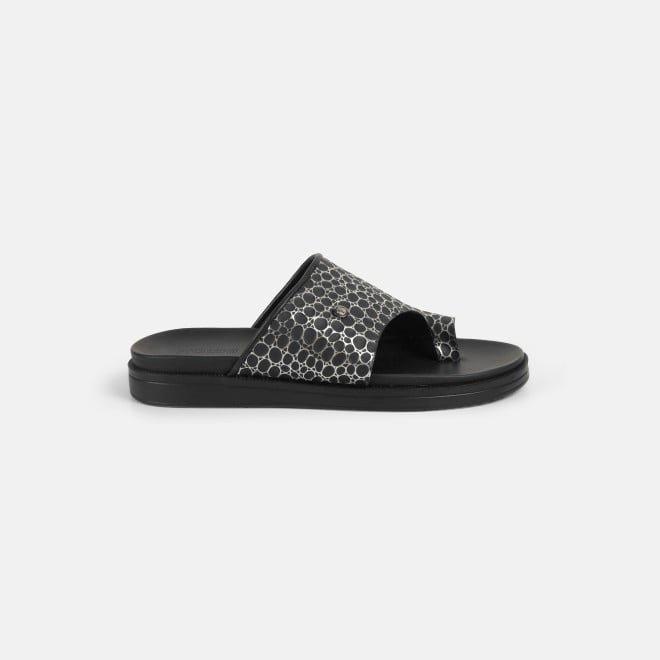Mochi Men Black Casual Slippers (SKU: 16-1155-11-40)