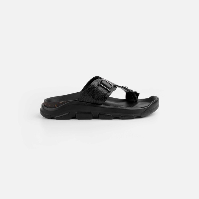 Mochi Men Black Casual Slippers (SKU: 16-1210-11-43)