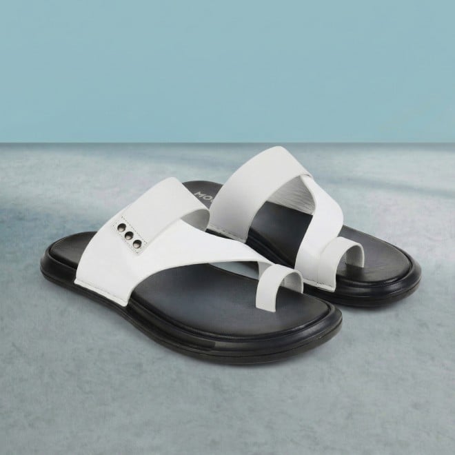 Mochi Men White Casual Slippers