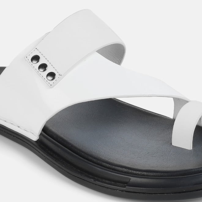 Mochi Men White Casual Slippers (SKU: 16-1318-16-40)