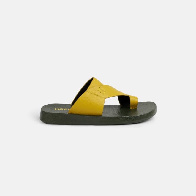Mochi Men Yellow Casual Slippers (SKU: 16-1319-33-40)