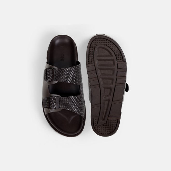 Mochi Men Brown Casual Slippers (SKU: 16-1324-12-40)