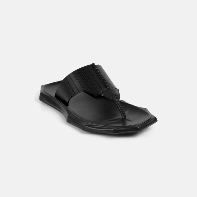 Mochi Men Black Casual Slippers (SKU: 16-1325-11-40)
