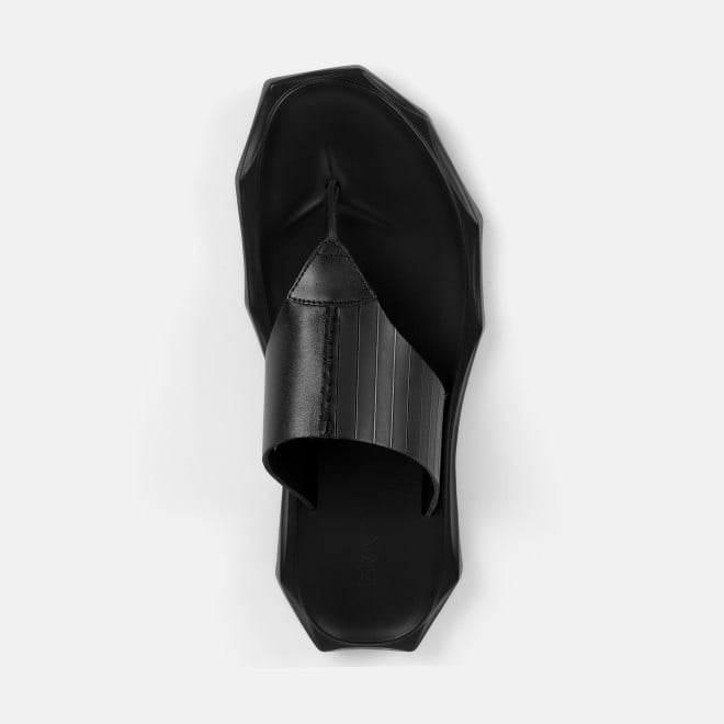 Mochi Men Black Casual Slippers (SKU: 16-1325-11-40)