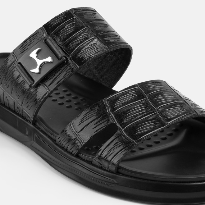 Mochi Men Black Casual Slippers (SKU: 16-1380-11-40)