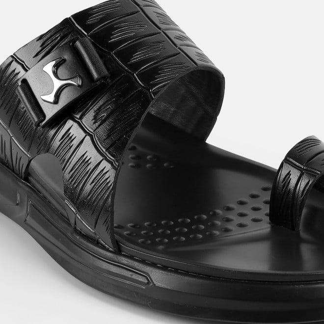 Mochi Men Black Casual Slippers (SKU: 16-1381-11-40)