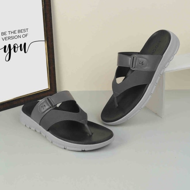 Mochi Men Grey Casual Slippers & Flip Flops