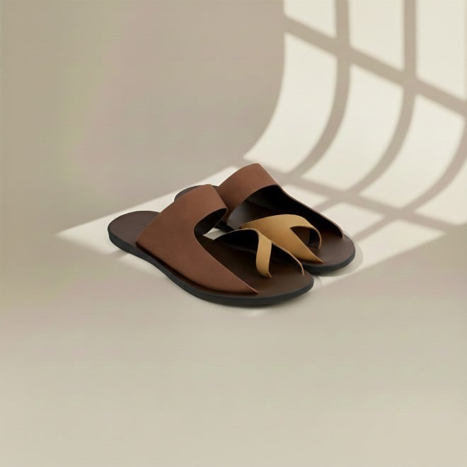 Mochi Men Brown Casual Slippers