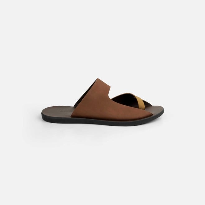 Mochi Men Brown Casual Slippers (SKU: 16-800130-12-39)