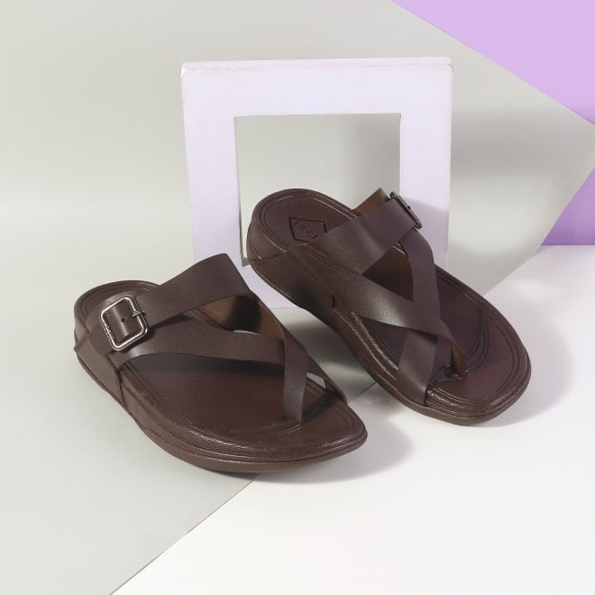 Mochi Men Brown Casual Slippers