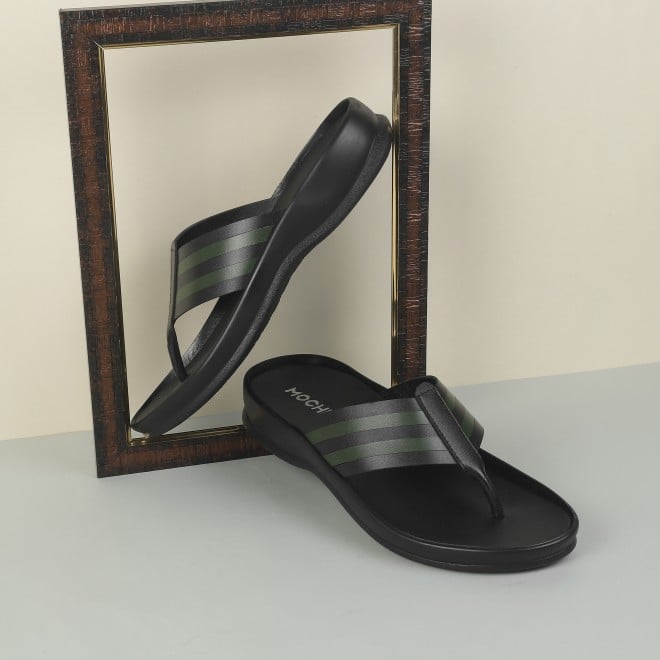 Mochi Men Black Casual Slippers & Flip Flops