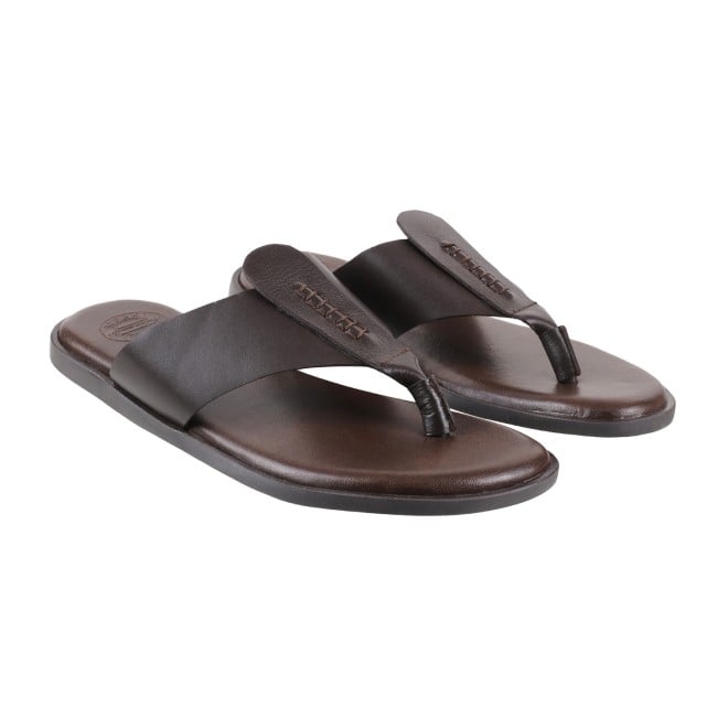 Mochi Men Brown Casual Chappals