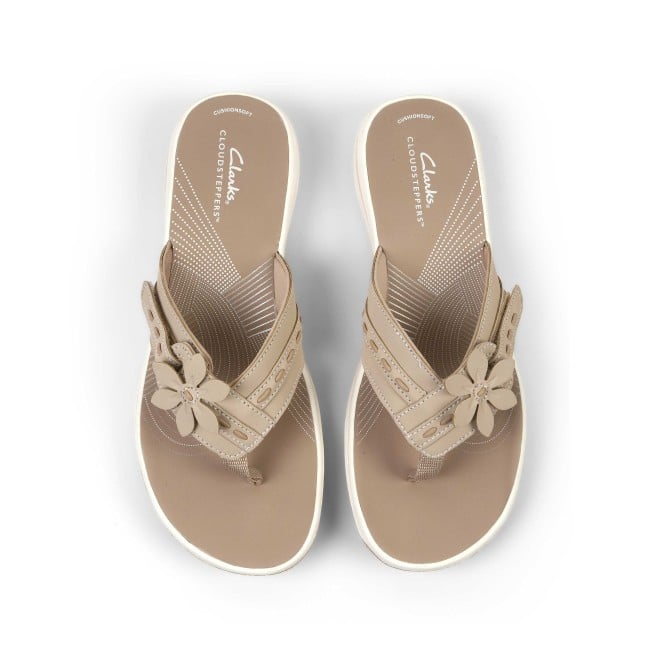 Clarks Women Beige-suede Casual Slippers (SKU: 161-1617-37-4)