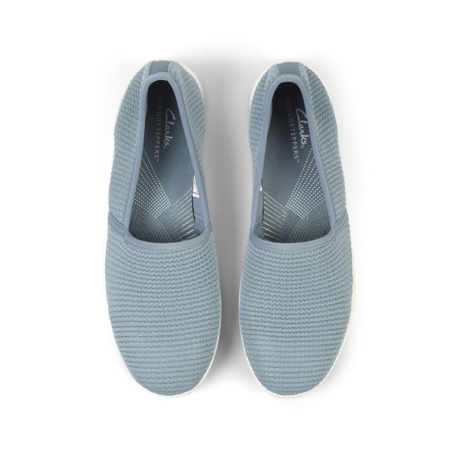 Clarks Women Light-blue Casual Walking Shoes (SKU: 161-1621-32-5)