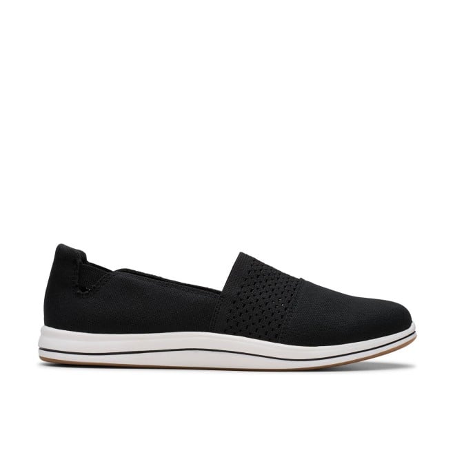 Clarks Women Black Casual Walking Shoes