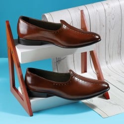 Men Tan Ethnic Jutis