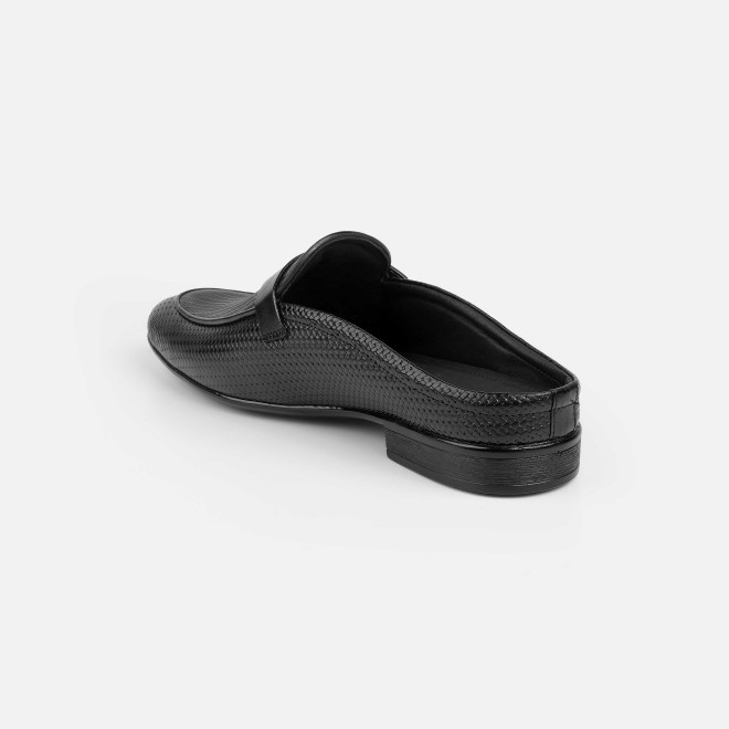 Mochi Men Black Casual Slip Ons (SKU: 18-1158-11-40)