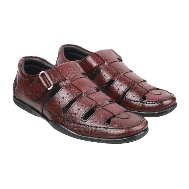 Mochi Men Maroon Casual Sandals