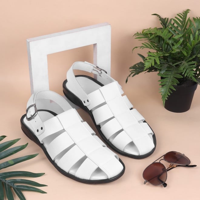 Mochi Men White Casual Sandals