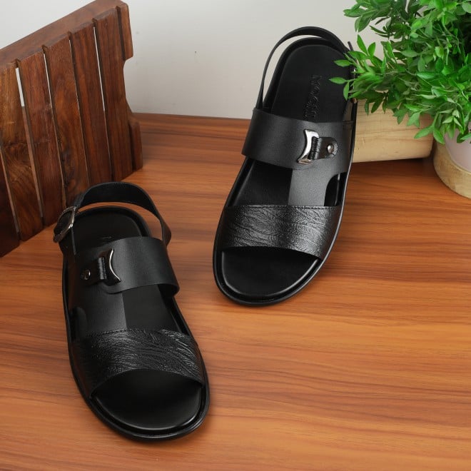 Mochi Men Black Casual Sandals