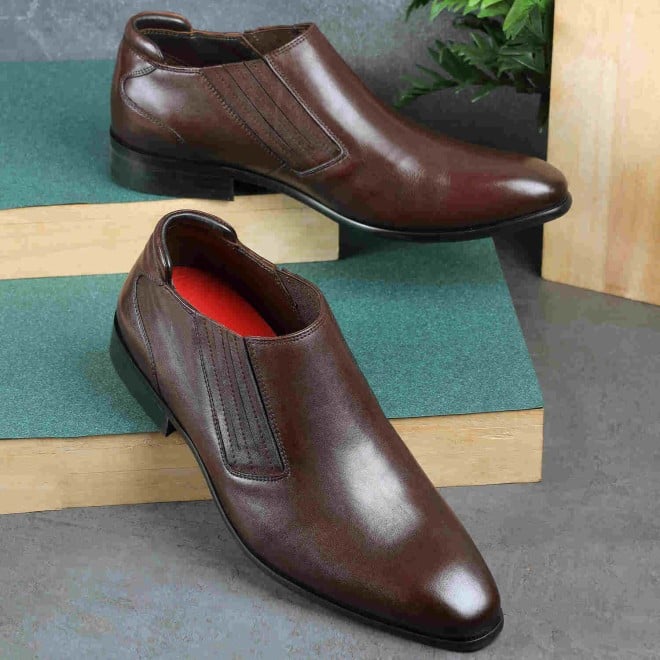 Mochi Men Brown Formal Slip-Ons