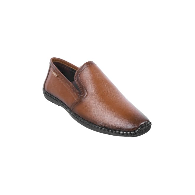 Mochi Men Tan Casual Loafers