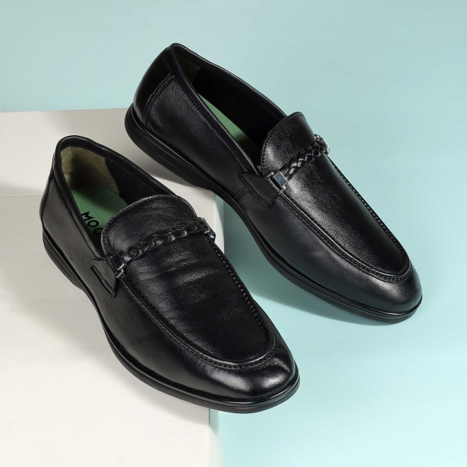 Mochi Men Black Casual Loafers
