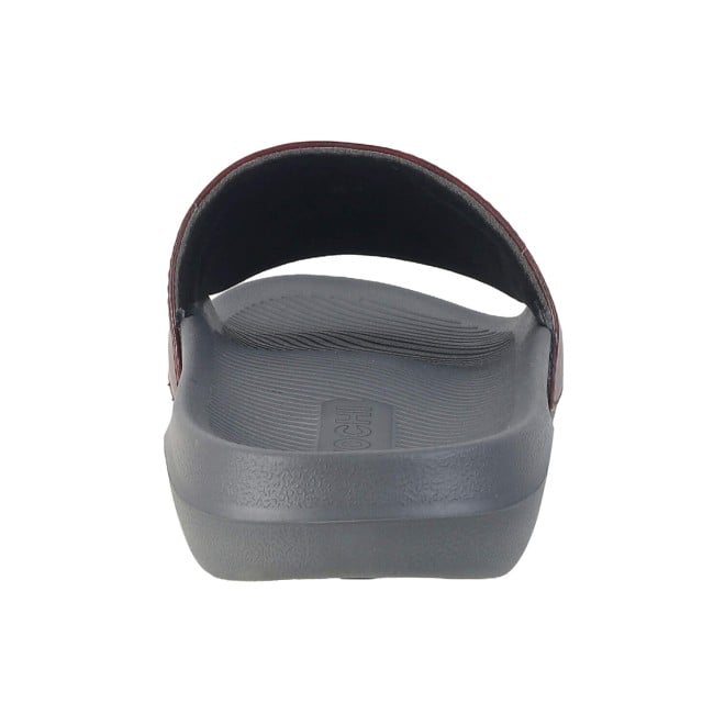 Mochi Men Maroon Casual Slippers & Flip Flops (SKU: 207-28-44-42)