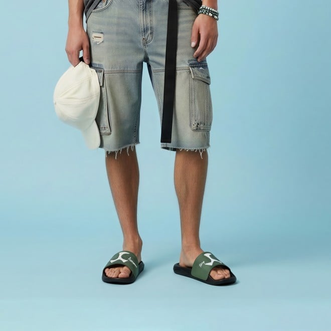 Mochi Men Green Casual Slippers (SKU: 207-69-21-40)