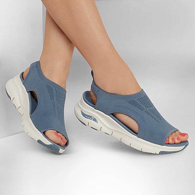 Skechers Women Blue-multi Sports Sandals (SKU: 239-119236-54-6)