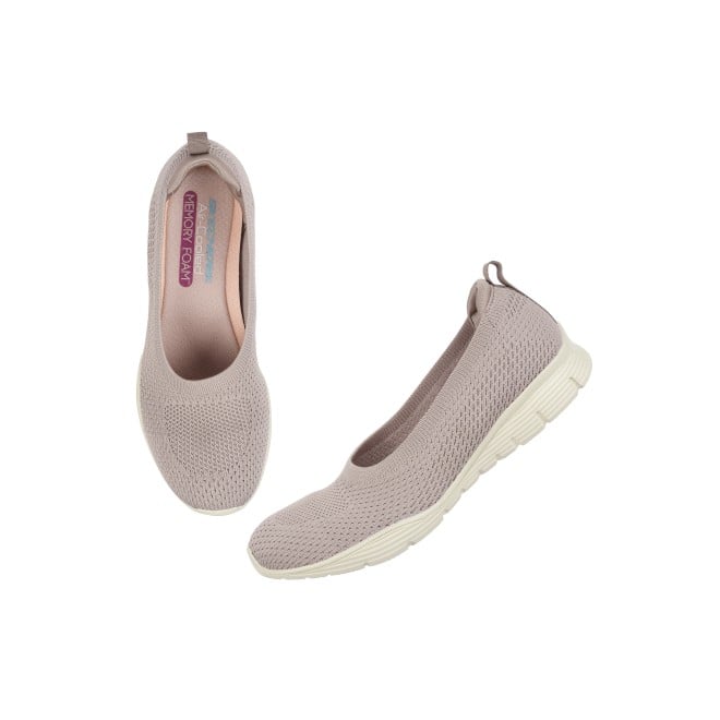 Skechers Women Beige Casual Ballerinas (SKU: 239-896320-20-7)
