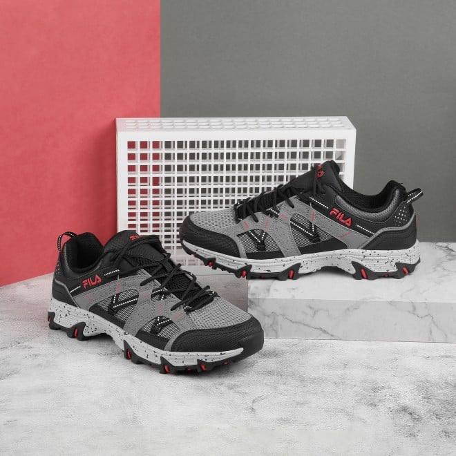 Fila Men Monument Sports Sneakers